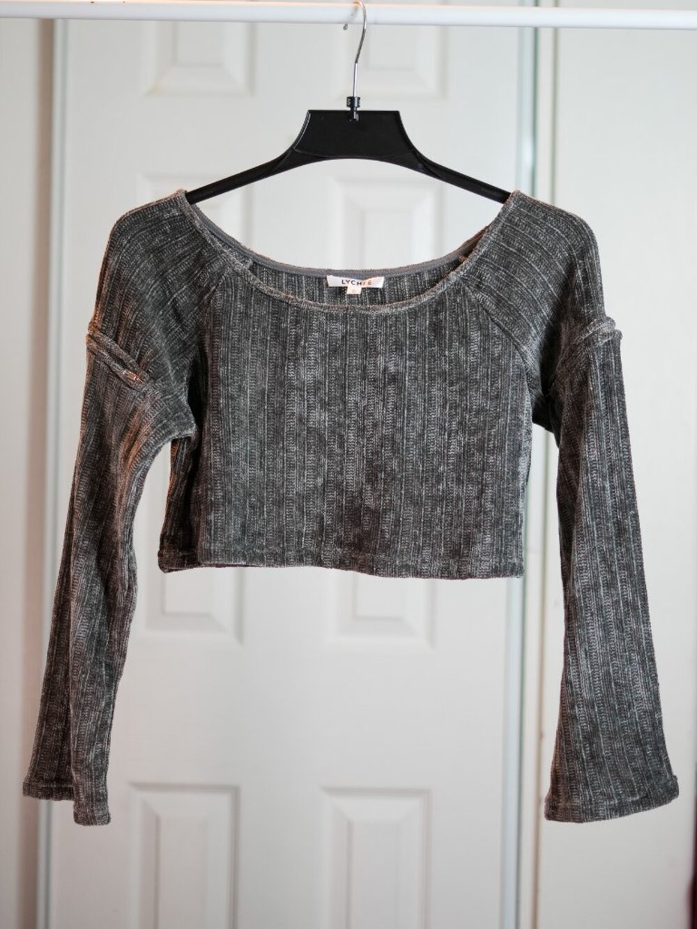 Lychee Knit Long Sleeve Crop Top